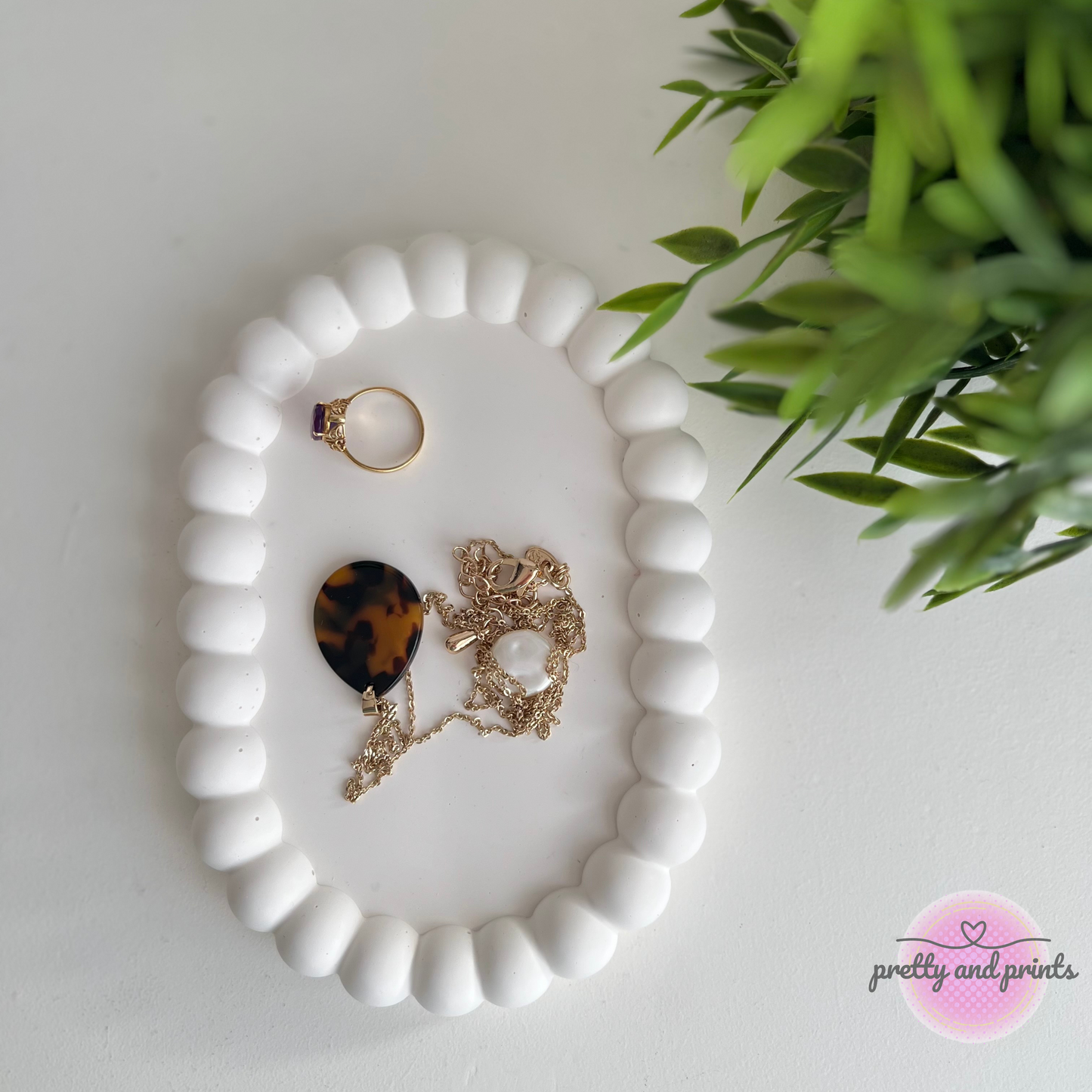 Bubbly Oval Tray